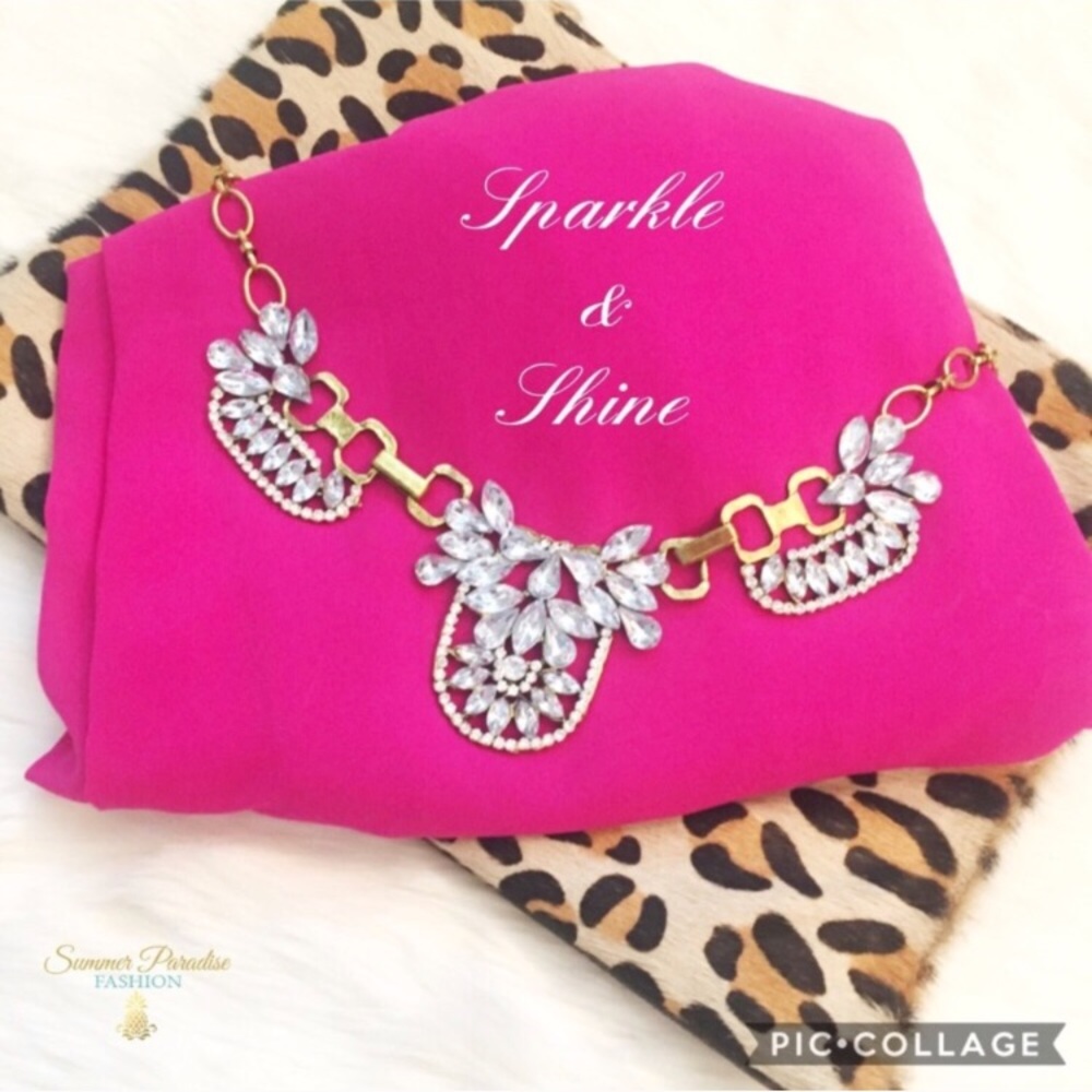 💠NWT Gold Crystal Statement Necklace - Picture 2 of 3